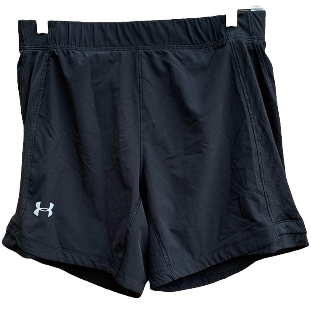 Men’s Under Armour Black Qualifier Speedpocket 7” Shorts